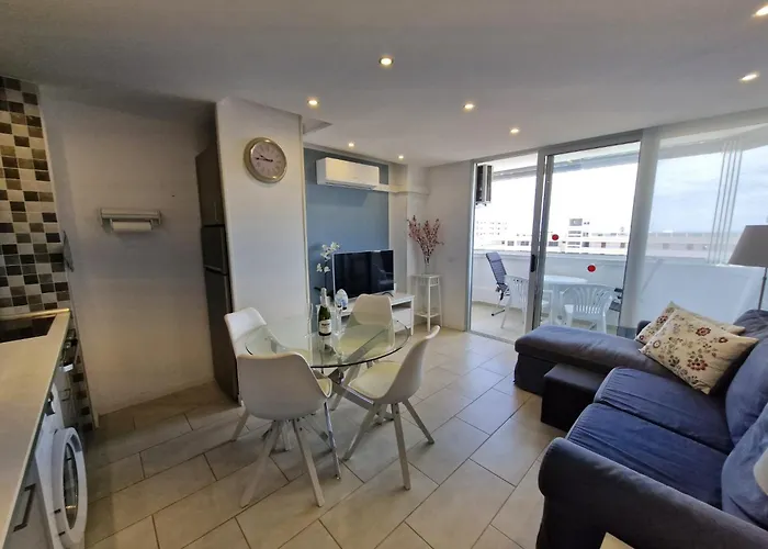 Charm - Americas Apartment